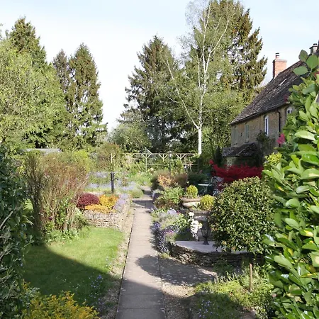 Meadow Rise Guest House-2